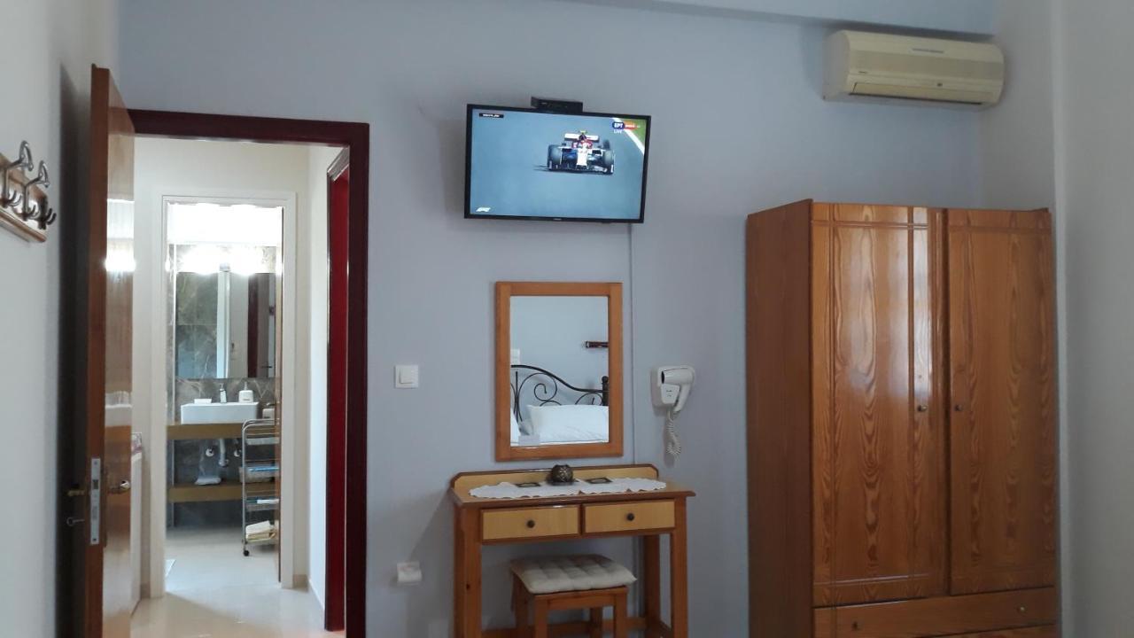 Guest house The Red Dragon *